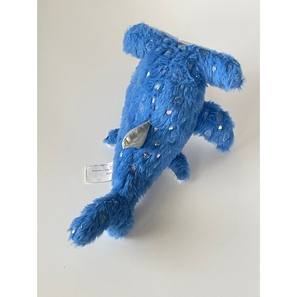 Blue and white Hammerhead Shark plush toy - Picture 4 of 7